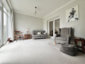 Sitting Room- click for photo gallery